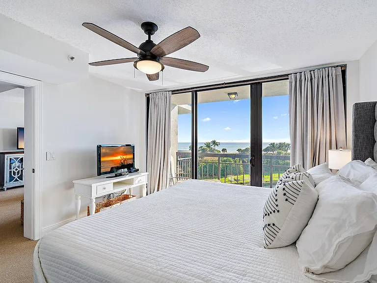 101 S Seas Dr #406 — Photo 14
