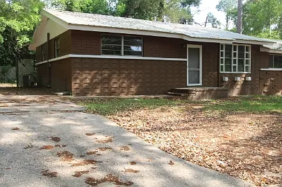 1306 Maryland Dr #B