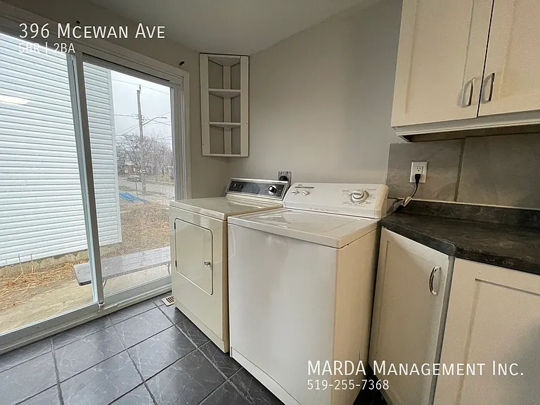 396 McEwan Ave — Photo 11