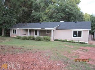 2285 Shady Grove Rd, Carrollton, GA 30116