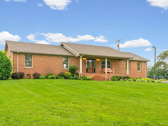 4th image of 5005 Harmony Grove Rd