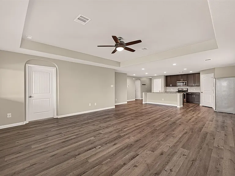 3302 Alberelli Dr — Photo 5