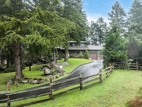 3rd image of 4395 Liberto Rd