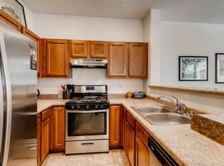 22 Carson Valley Way, Santa Fe, NM 87508