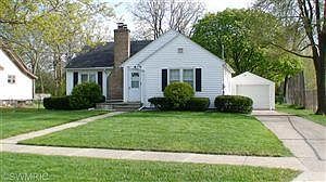1st image of 136 Bellevue St SE