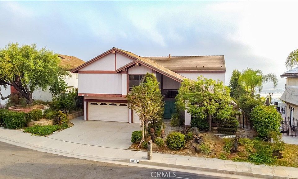 1st image of 11513 Sierra Sky Dr