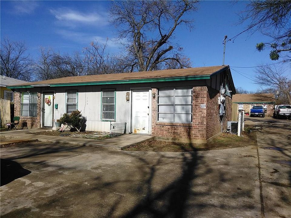 1st image of 309 E Rogers St