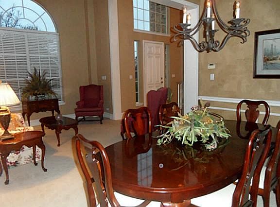 3rd image of 6201 Highview Dr