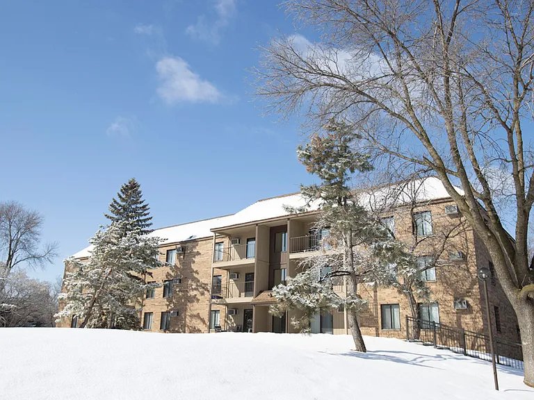 Eagle Ridge Apartments — Photo 56