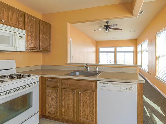 3rd image of 6914 Catamaran Way #B