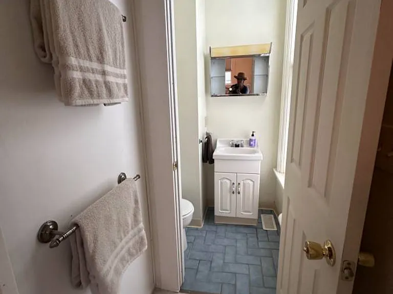 413 N Cayuga — Photo 31