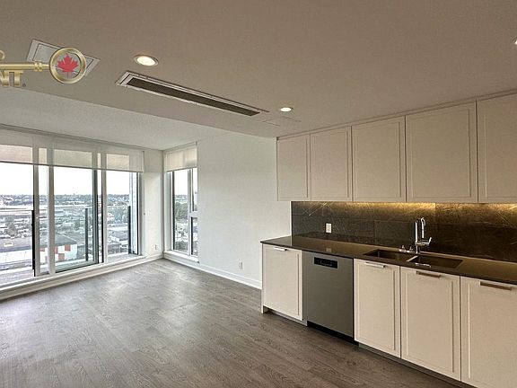 2nd image of 1401 Hunter St #1305