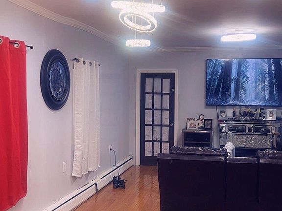 4th image of 54 Pamrapo Ave #2