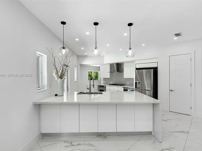 711 Sunset Rd — Photo 10