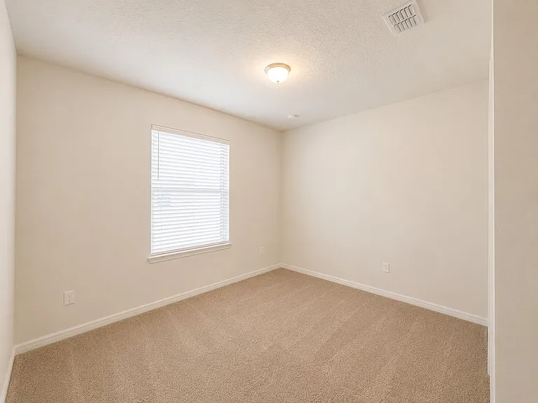 3609 Vega Creek Dr — Photo 3