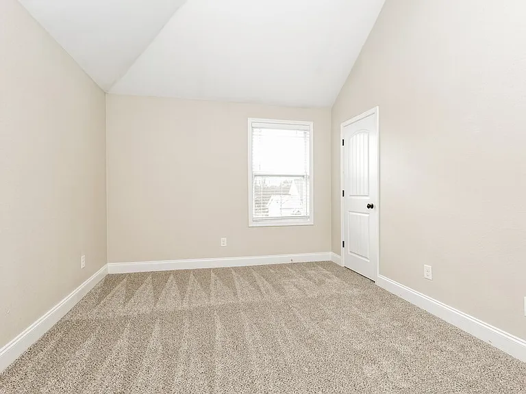 1217 Catawba Way — Photo 14