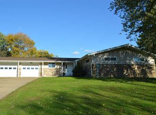 105 Dwellington Dr, Valencia, PA 16059