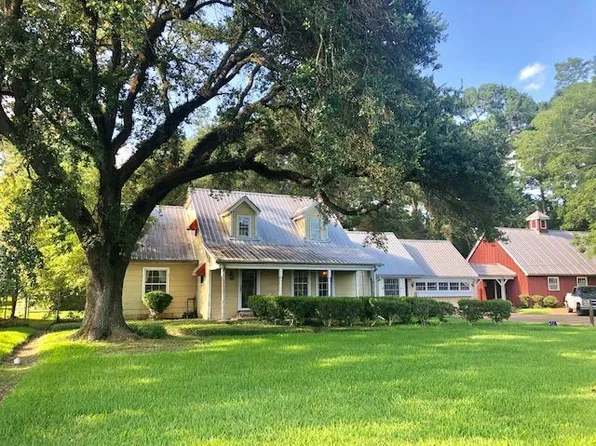 4270 Folsom Dr, Beaumont, TX 77706