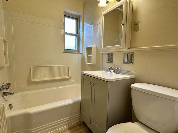 5th image of 731 California Ave #49