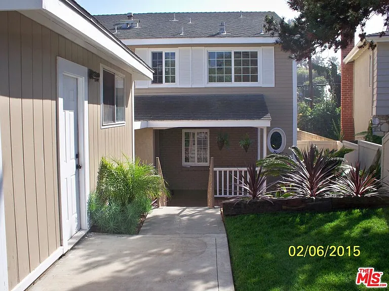 7830 W 83rd St — Photo 54