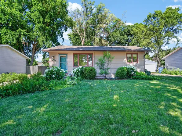 3909 Minnetonka Ave, Ames, IA 50010