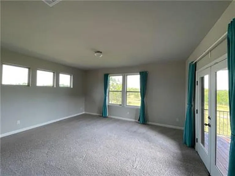 4004 Isabella Grace Ct — Photo 10