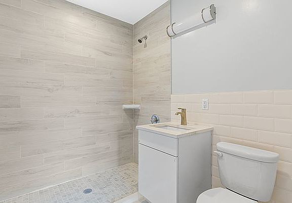 2nd image of 31-25 Newtown Ave #3B