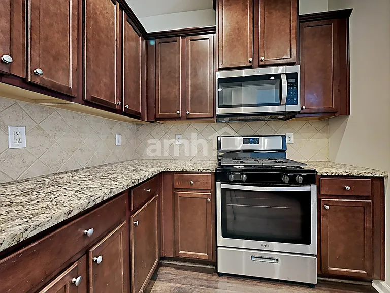 9675 Spencer Woods Rd — Photo 3