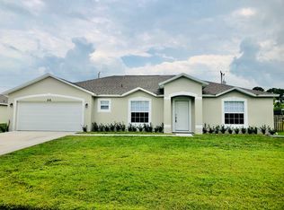 216 SW Kestor Dr, Pt Saint Lucie, FL 34953