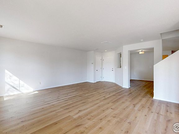 4th image of 11844 Oak Hill Way #C