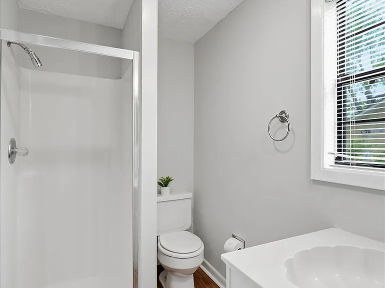 210 Mount Salus Rd — Photo 30