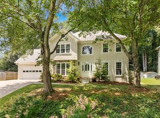 1090 Steeple Run, Lawrenceville, GA 30043