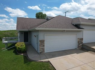 1207 Temple Dr, Mount Horeb, WI 53572
