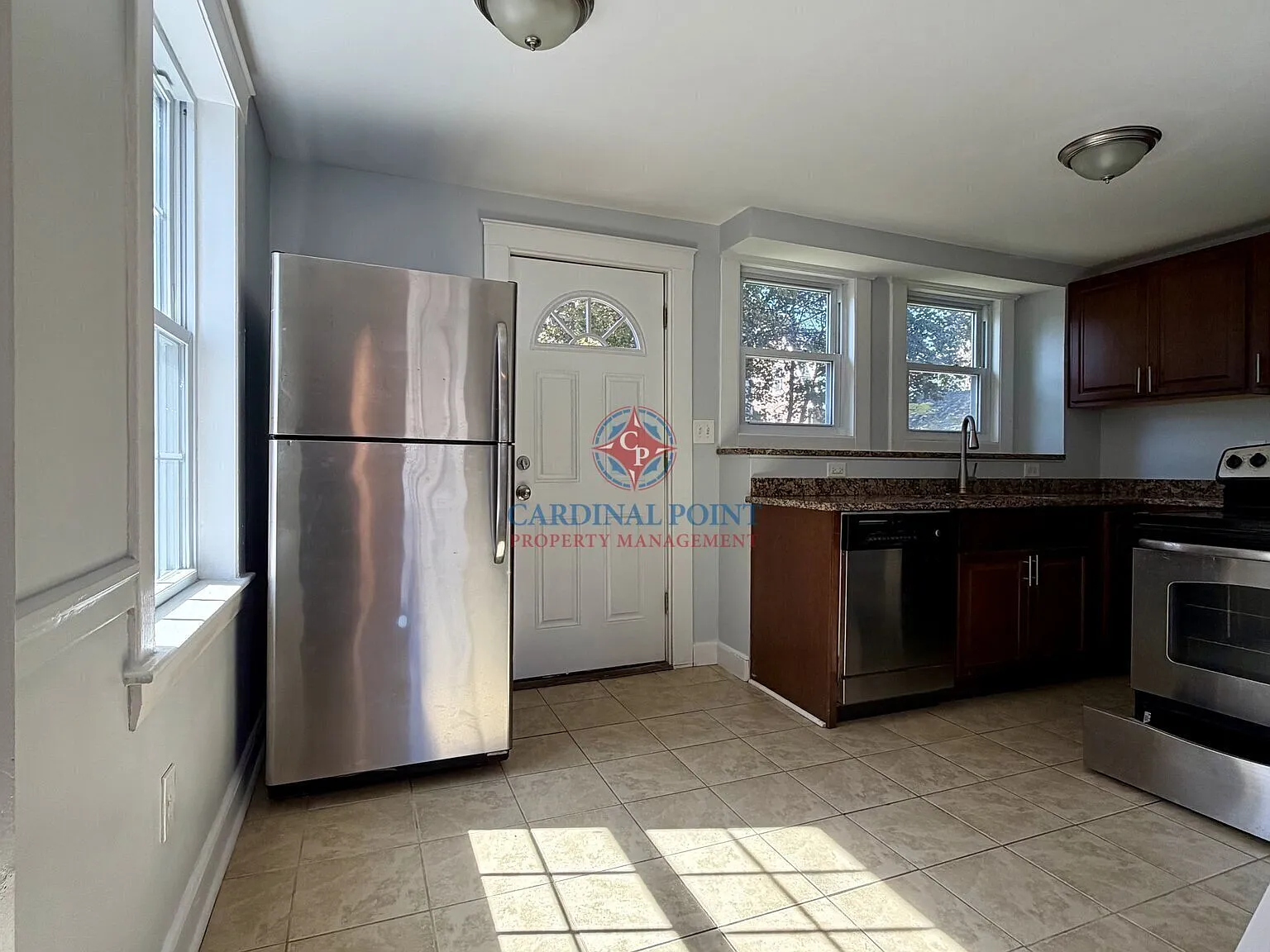 2 bed, 684 sqft, $2,350 — Photo 3