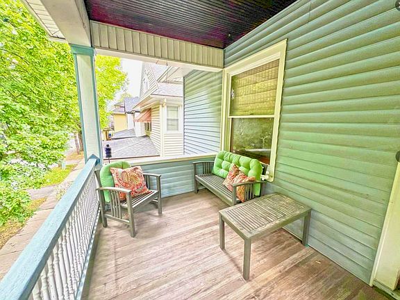 Covered balcony