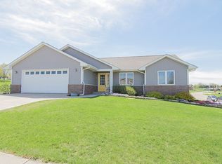 506 North Ave, Kalona, IA 52247