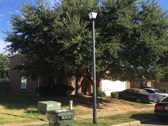 3rd image of 120 Walnut Dr