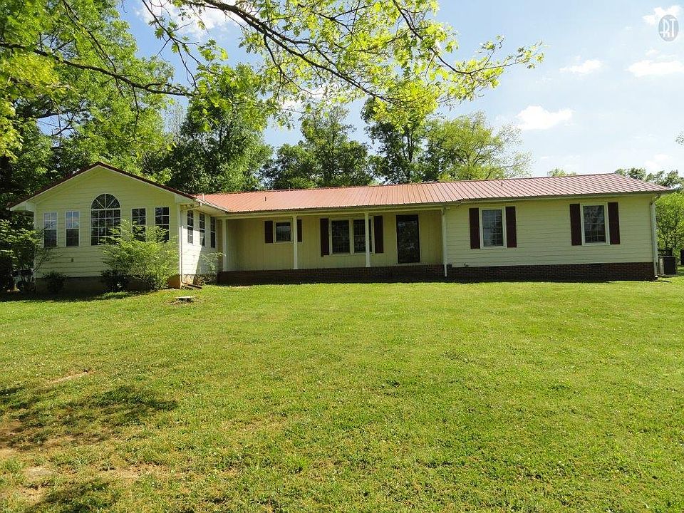 1st image of 102 E C Arnold Ln