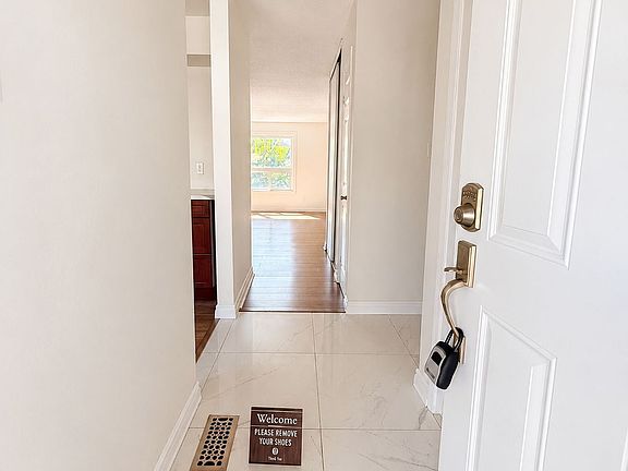 5th image of 450 Pond Mills Rd #15