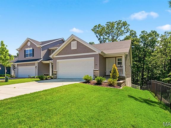 4th image of 851 Woodbridge Way