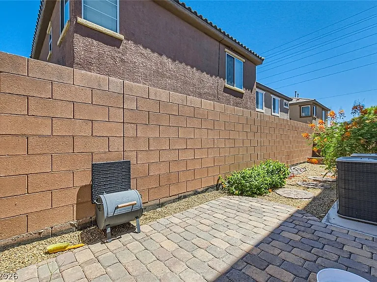 665 Calamus Palm Pl — Photo 27