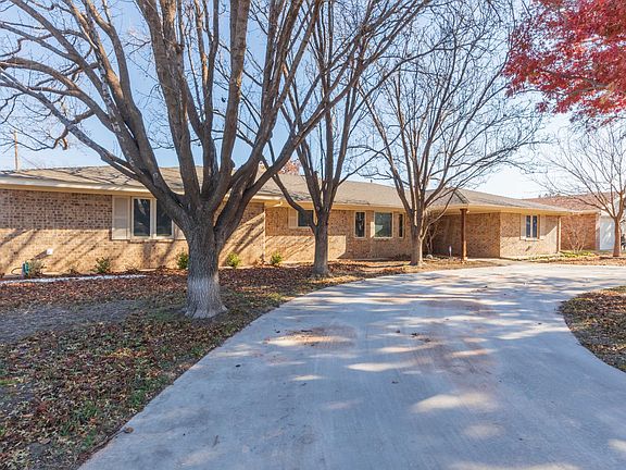2nd image of 2376 Beech Ln