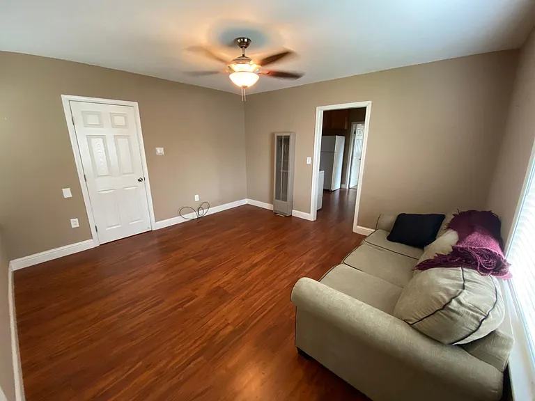 2639 Alhambra Ave — Photo 5