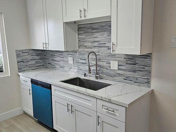 3rd image of 4451 35th St APT 3