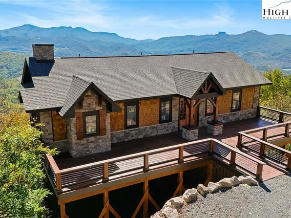 29 Fox Run Road, Banner Elk, NC 28604