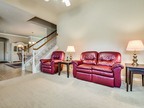 4th image of 575 S Virginia Hills Dr Unit 305