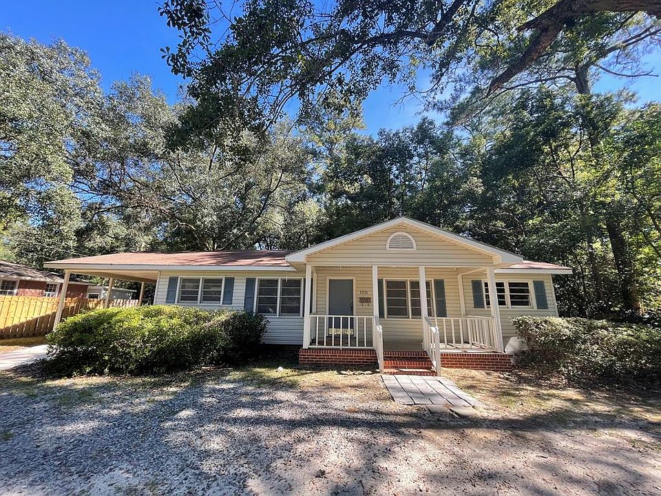 1st image of 1711 Azalea Dr