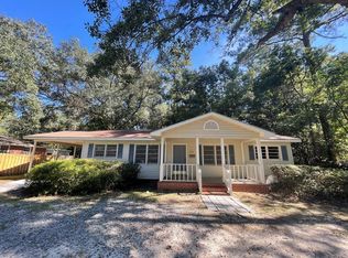 1711 Azalea Dr, Valdosta, GA 31602