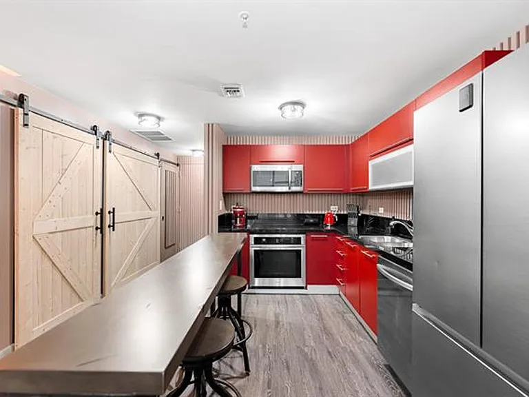 244 Biscayne Blvd #651 — Photo 8