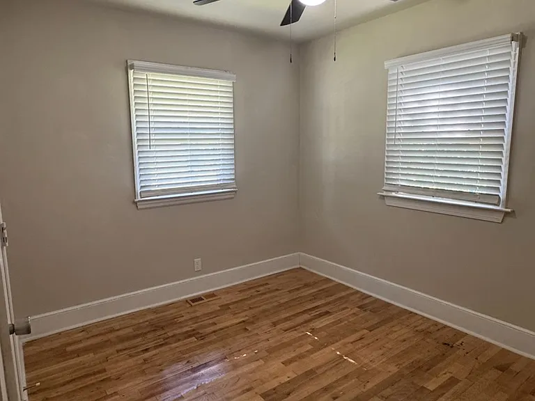 161 Whiteside Cir — Photo 8